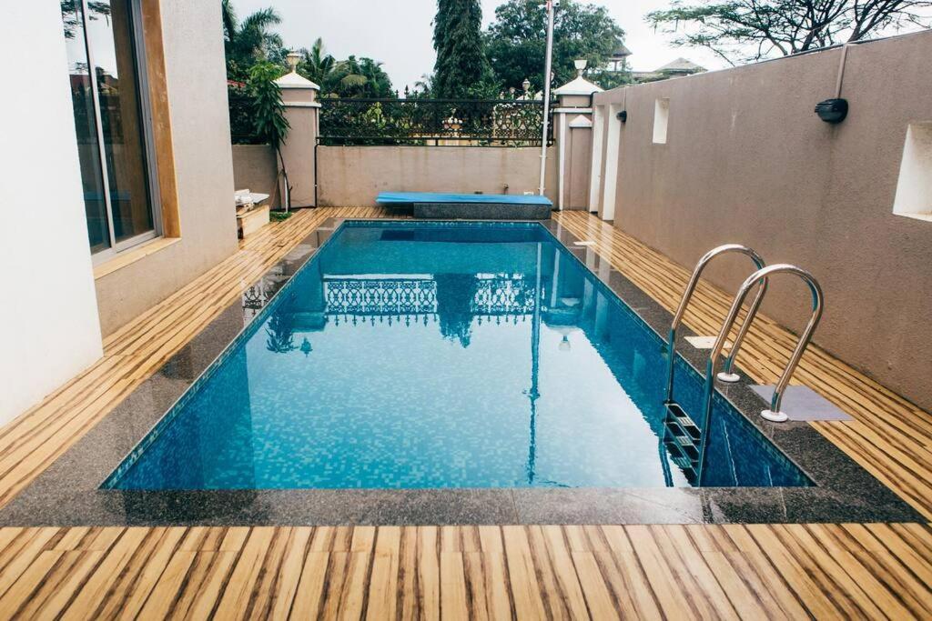 Unit 4 By Red Stone Villas Lonavala Buitenkant foto