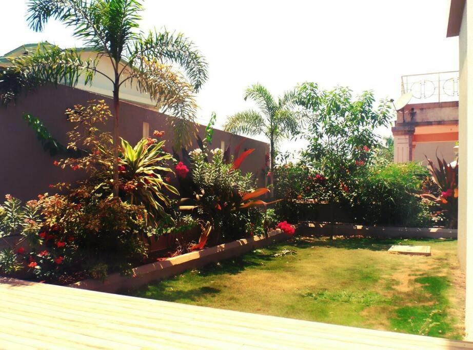 Unit 4 By Red Stone Villas Lonavala Buitenkant foto