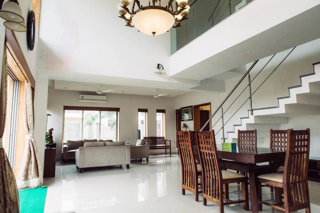 Unit 4 By Red Stone Villas Lonavala Buitenkant foto